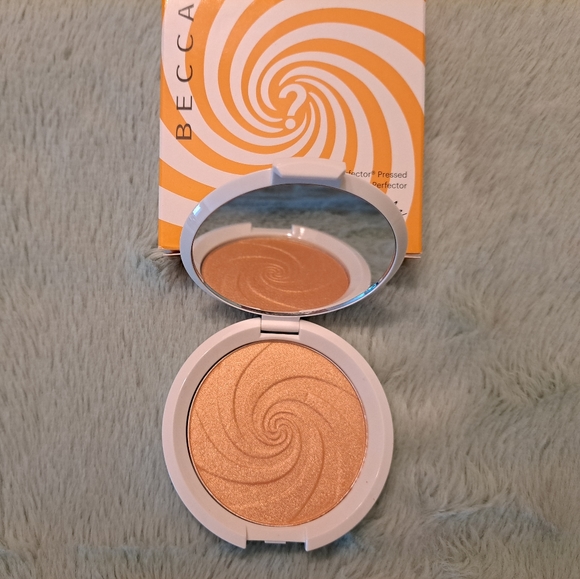 BECCA DISCONTINUED LIMITED EDITION DREAMSICLE HIGHLIGHTER - Picture 1 of 6